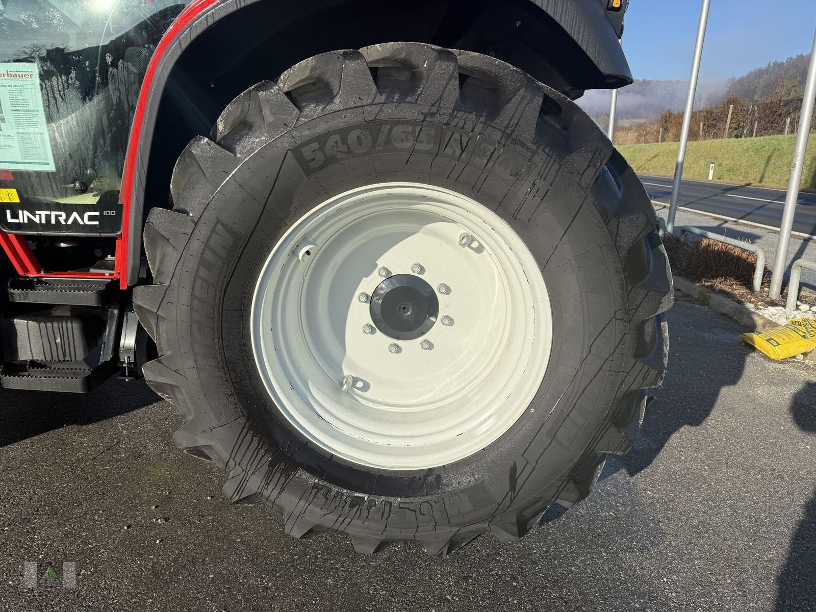 Traktor van het type Lindner Lintrac 100 (Stufe V), Gebrauchtmaschine in Markt Hartmannsdorf (Foto 3)