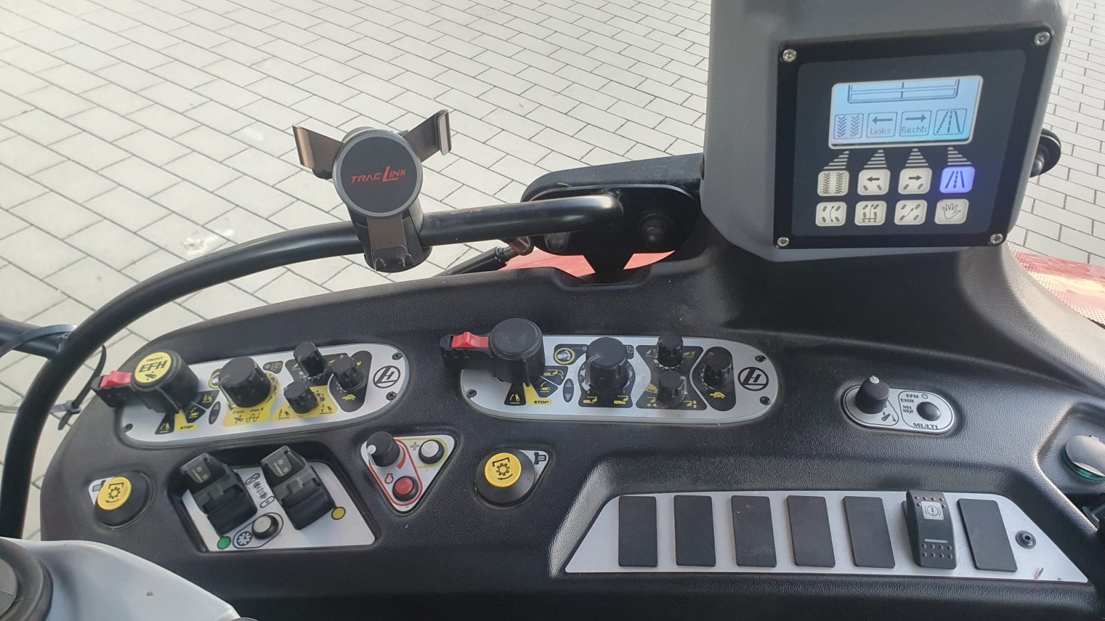 Traktor типа Lindner Lintrac 100, Gebrauchtmaschine в Roßhaupten (Фотография 10)