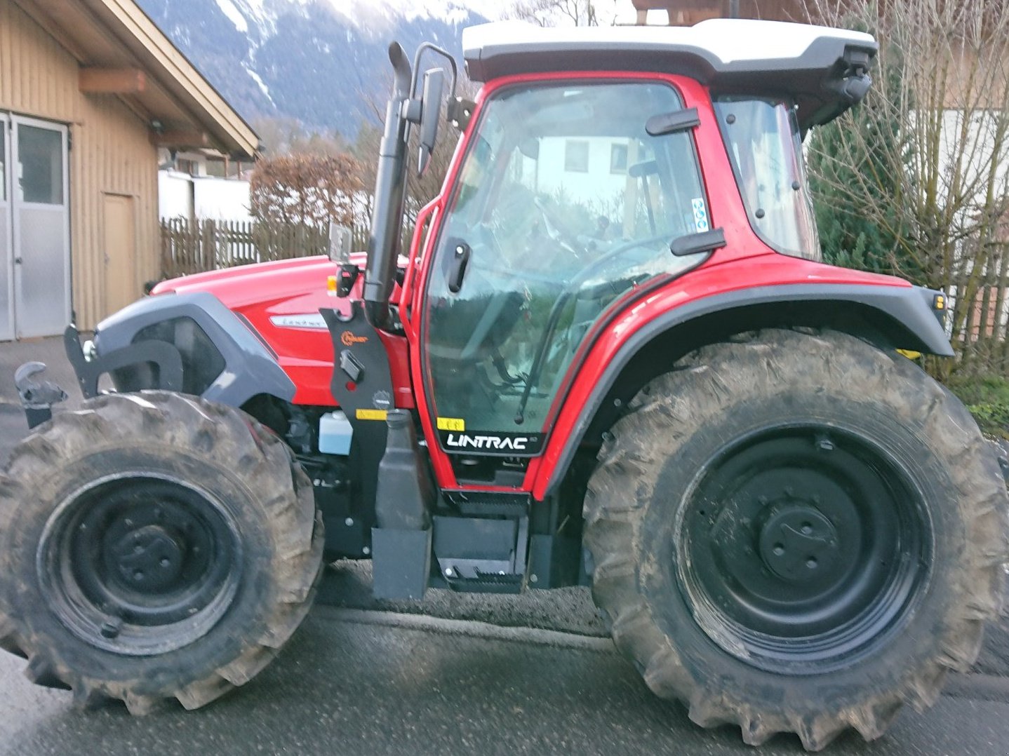 Traktor typu Lindner Lintrac 110, Gebrauchtmaschine w Garmisch (Zdjęcie 3)