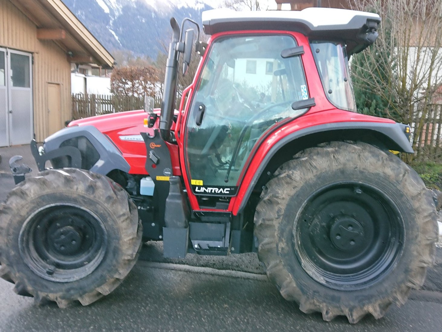 Traktor Türe ait Lindner Lintrac 110, Gebrauchtmaschine içinde Garmisch (resim 1)