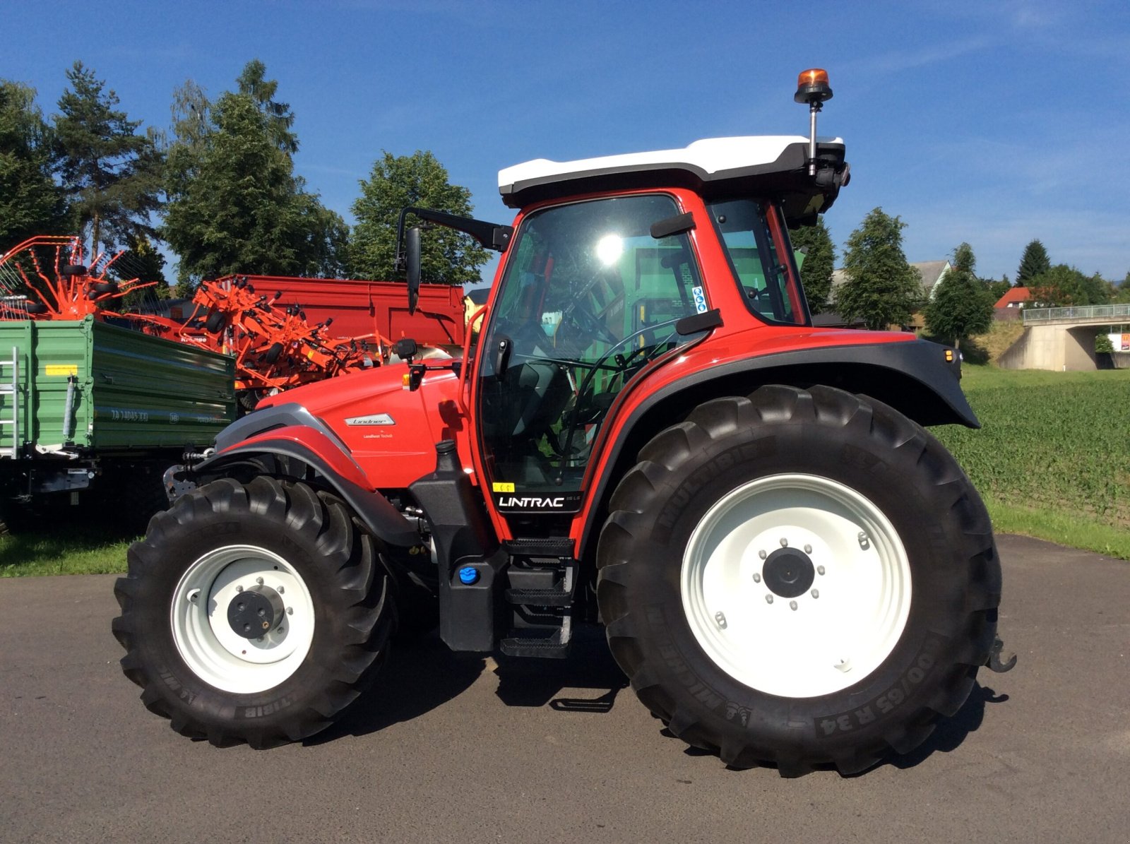 Traktor des Typs Lindner Lintrac 115 LS, Neumaschine in Kobenz (Bild 5)