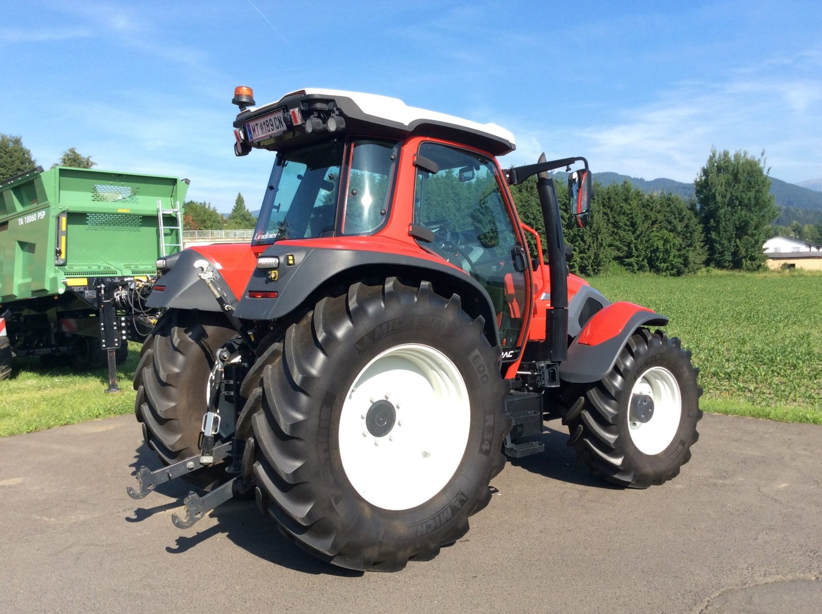 Traktor des Typs Lindner Lintrac 115 LS, Neumaschine in Kobenz (Bild 10)