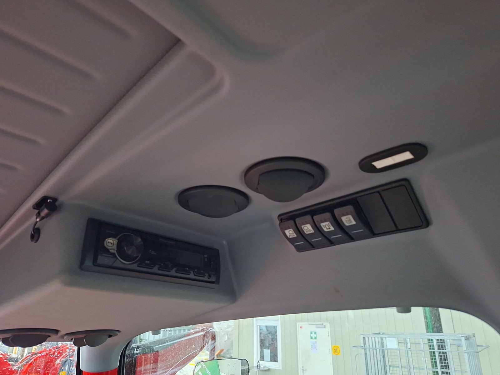 Traktor of the type Lindner Lintrac 130 (Stufe 5), Vorführmaschine in Bergheim (Picture 9)