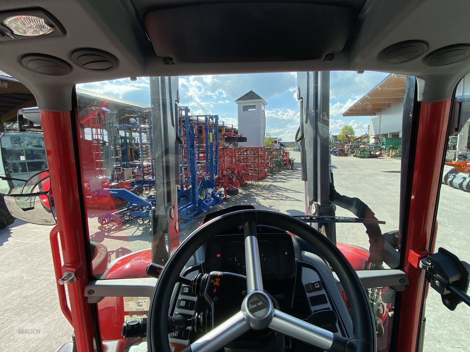 Traktor of the type Lindner Lintrac 130 (Stufe 5), Gebrauchtmaschine in Burgkirchen (Picture 12)