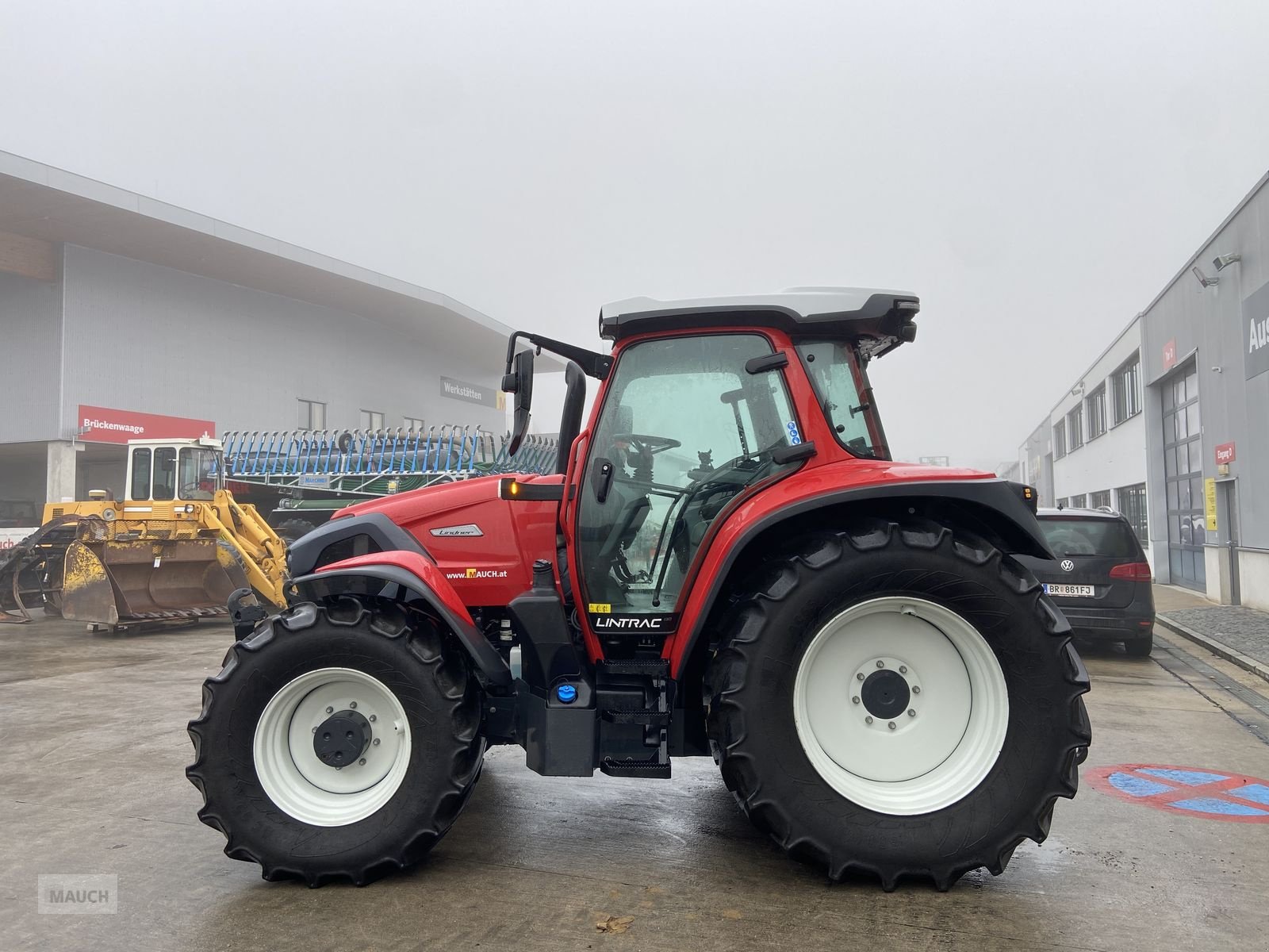 Traktor типа Lindner Lintrac 130 (Stufe 5), Gebrauchtmaschine в Burgkirchen (Фотография 10)