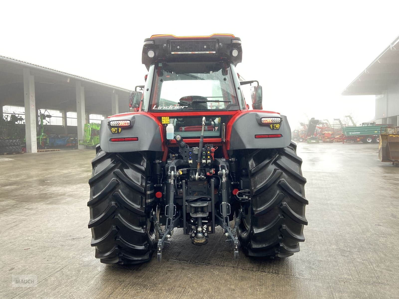 Traktor типа Lindner Lintrac 130 (Stufe 5), Gebrauchtmaschine в Burgkirchen (Фотография 7)