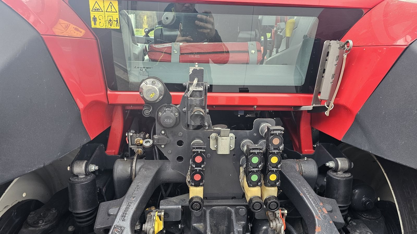 Traktor типа Lindner Lintrac 130 (Stufe 5) 4Rad-Lenkung, Gebrauchtmaschine в Ried im Oberinntal (Фотография 4)