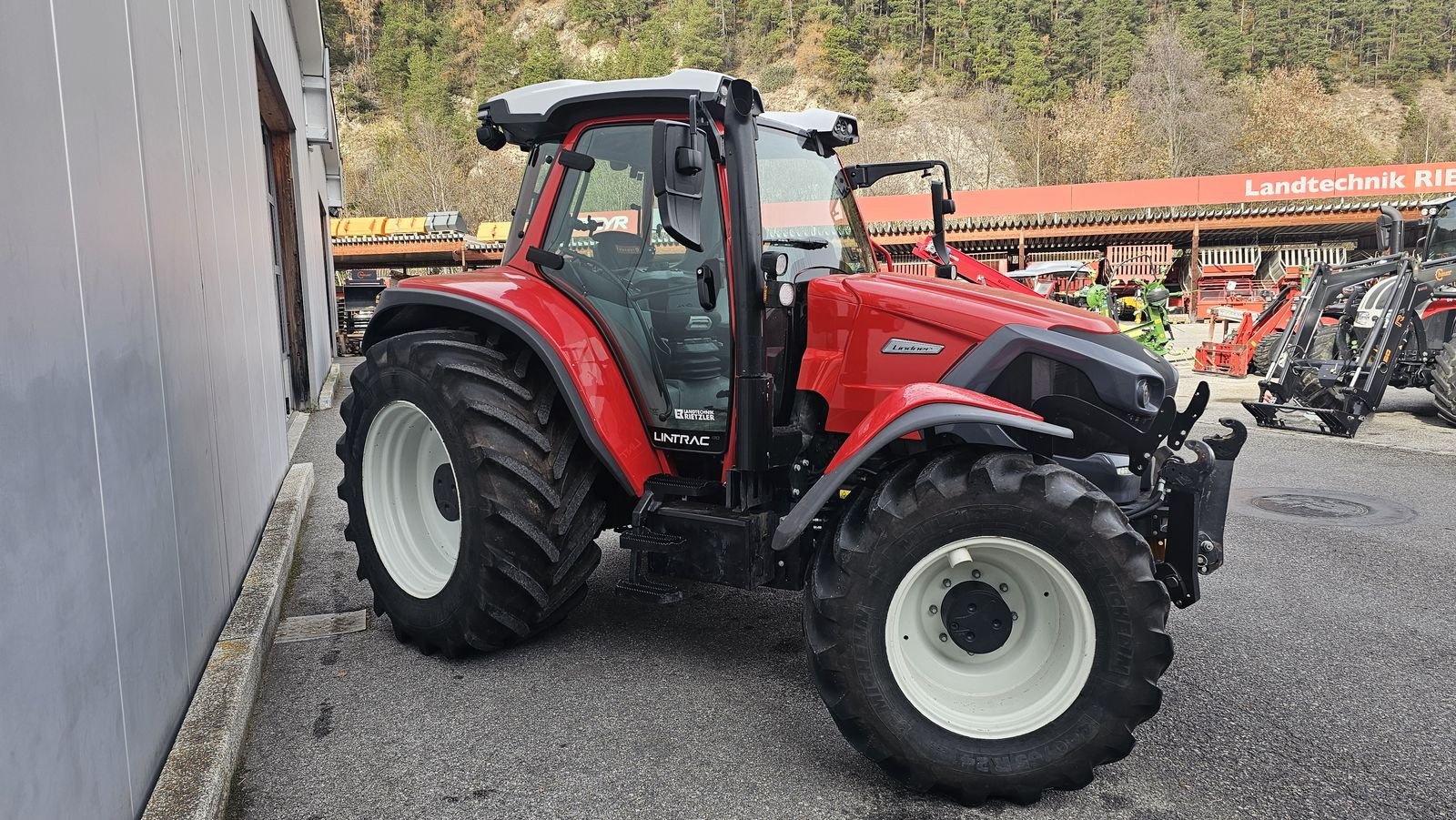 Traktor типа Lindner Lintrac 130 (Stufe 5) 4Rad-Lenkung, Gebrauchtmaschine в Ried im Oberinntal (Фотография 5)