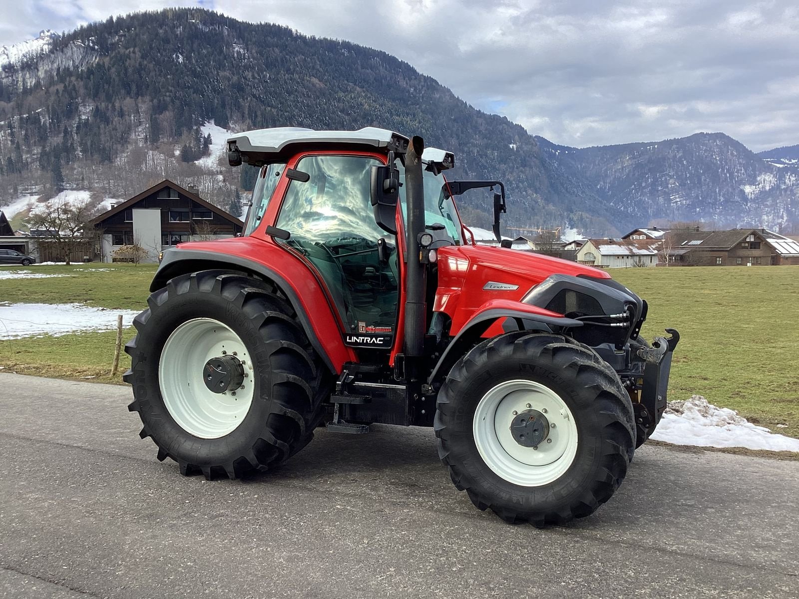 Traktor van het type Lindner Lintrac 130 (Stufe 5) 4Rad-Lenkung, Gebrauchtmaschine in Bezau (Foto 3)