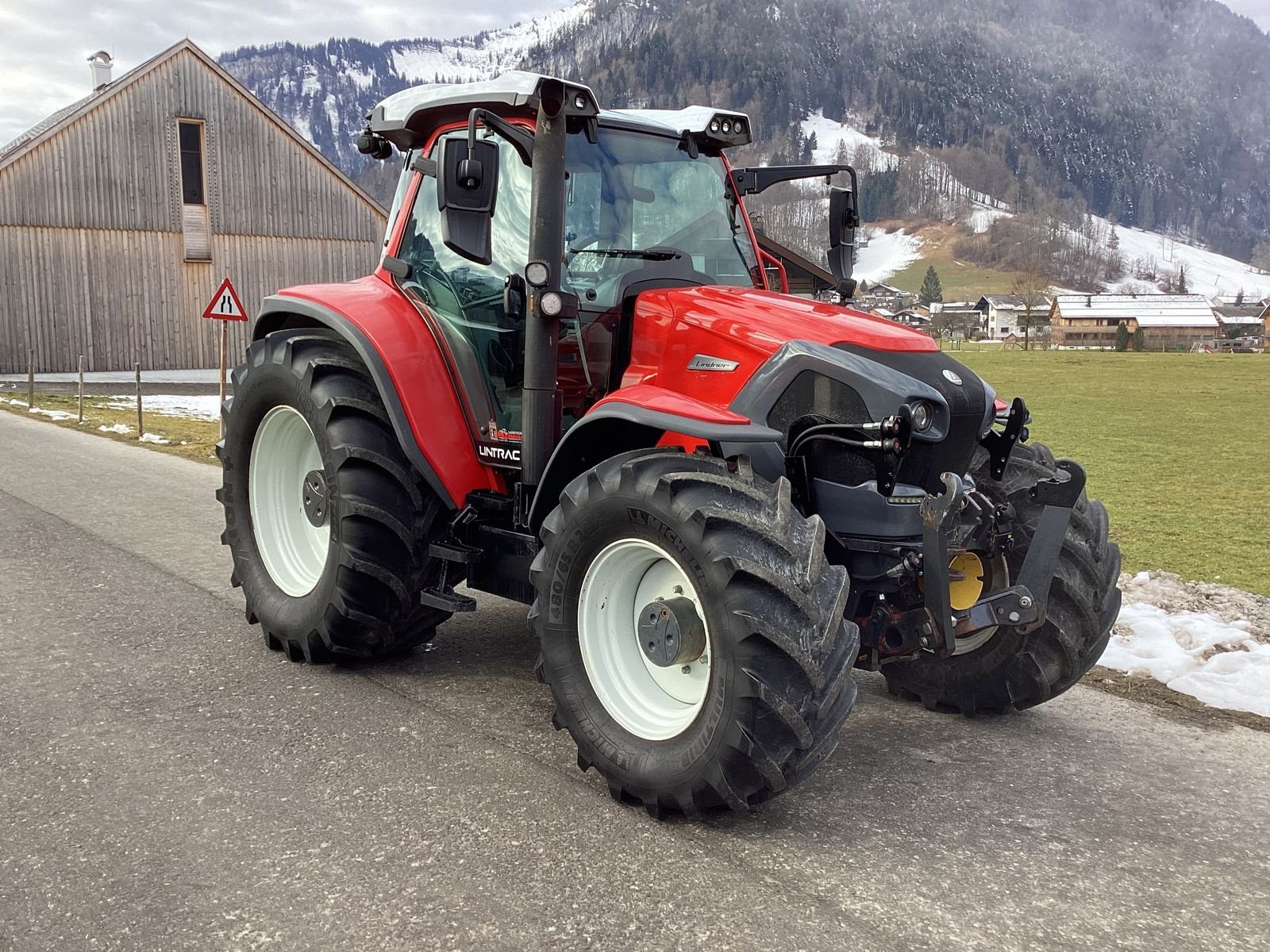Traktor van het type Lindner Lintrac 130 (Stufe 5) 4Rad-Lenkung, Gebrauchtmaschine in Bezau (Foto 5)