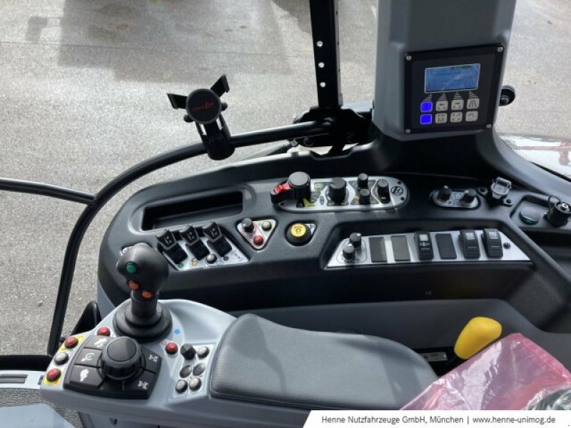 Traktor типа Lindner Lintrac 130, Gebrauchtmaschine в Heimstetten (Фотография 14)