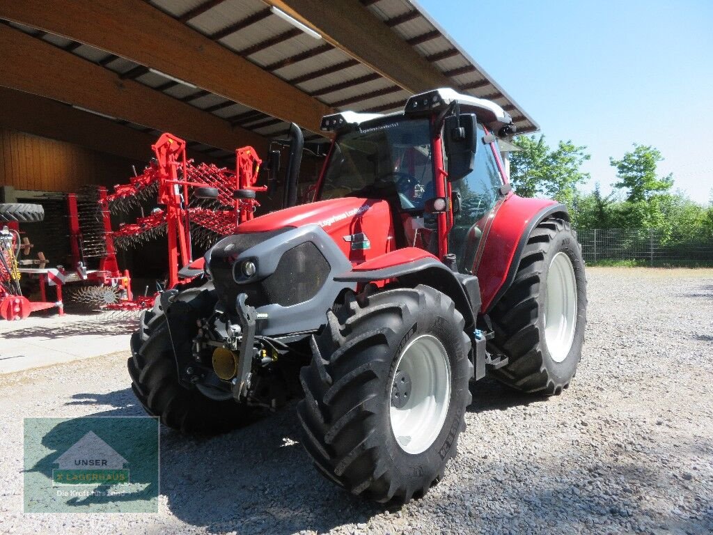 Traktor του τύπου Lindner Lintrac 130, Neumaschine σε Eferding (Φωτογραφία 1)
