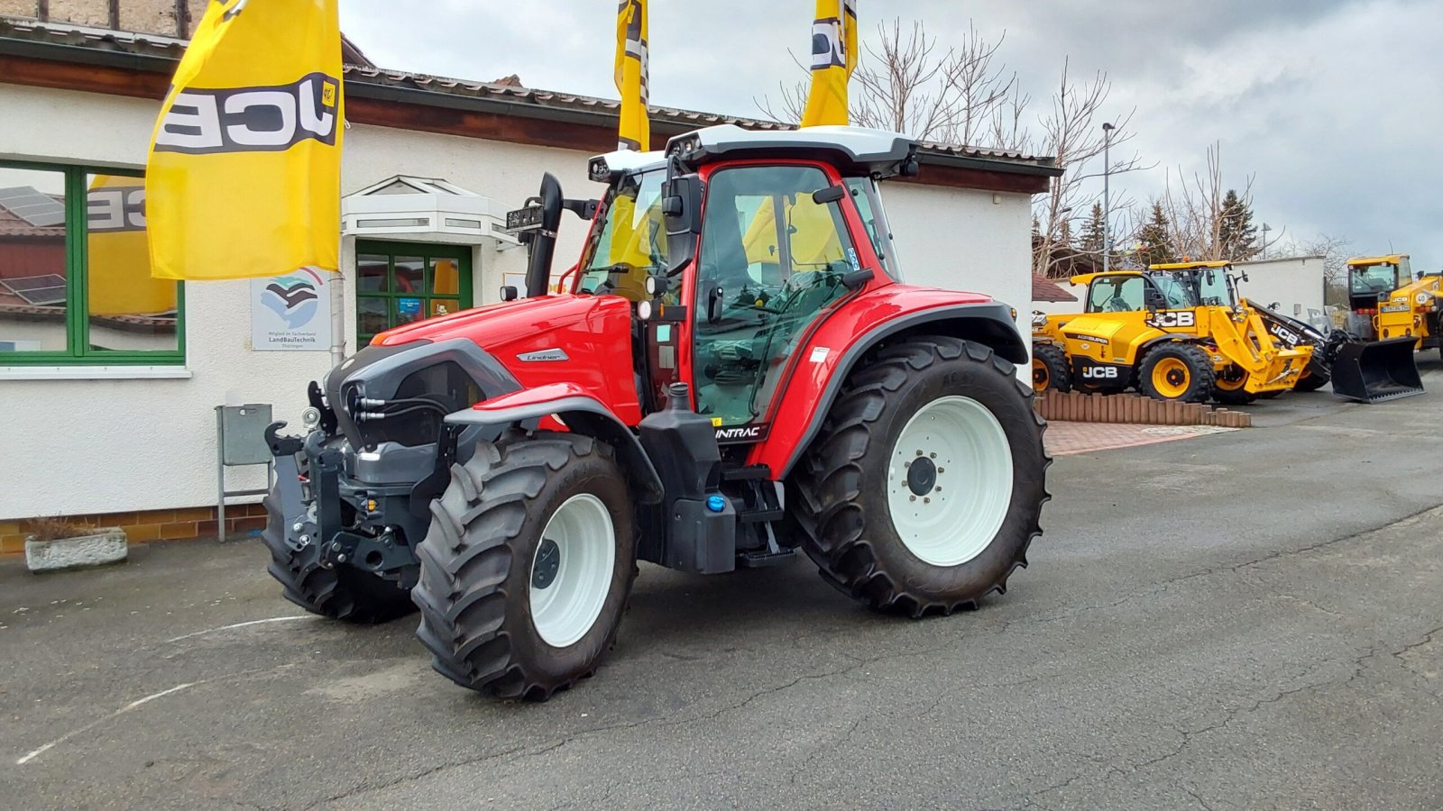 Traktor του τύπου Lindner Lintrac 130, Neumaschine σε Alach (Φωτογραφία 1)