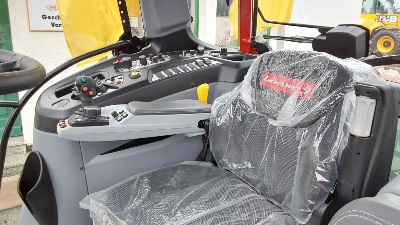 Traktor του τύπου Lindner Lintrac 130, Neumaschine σε Alach (Φωτογραφία 15)