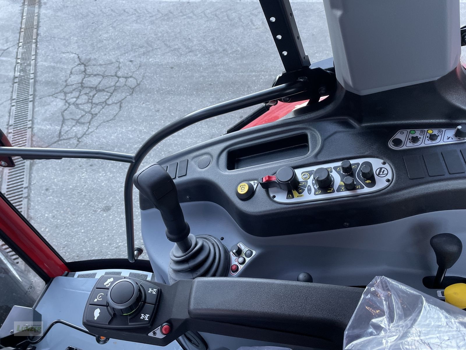 Traktor του τύπου Lindner Lintrac 70 (Stufe 5), Neumaschine σε Kaumberg (Φωτογραφία 12)