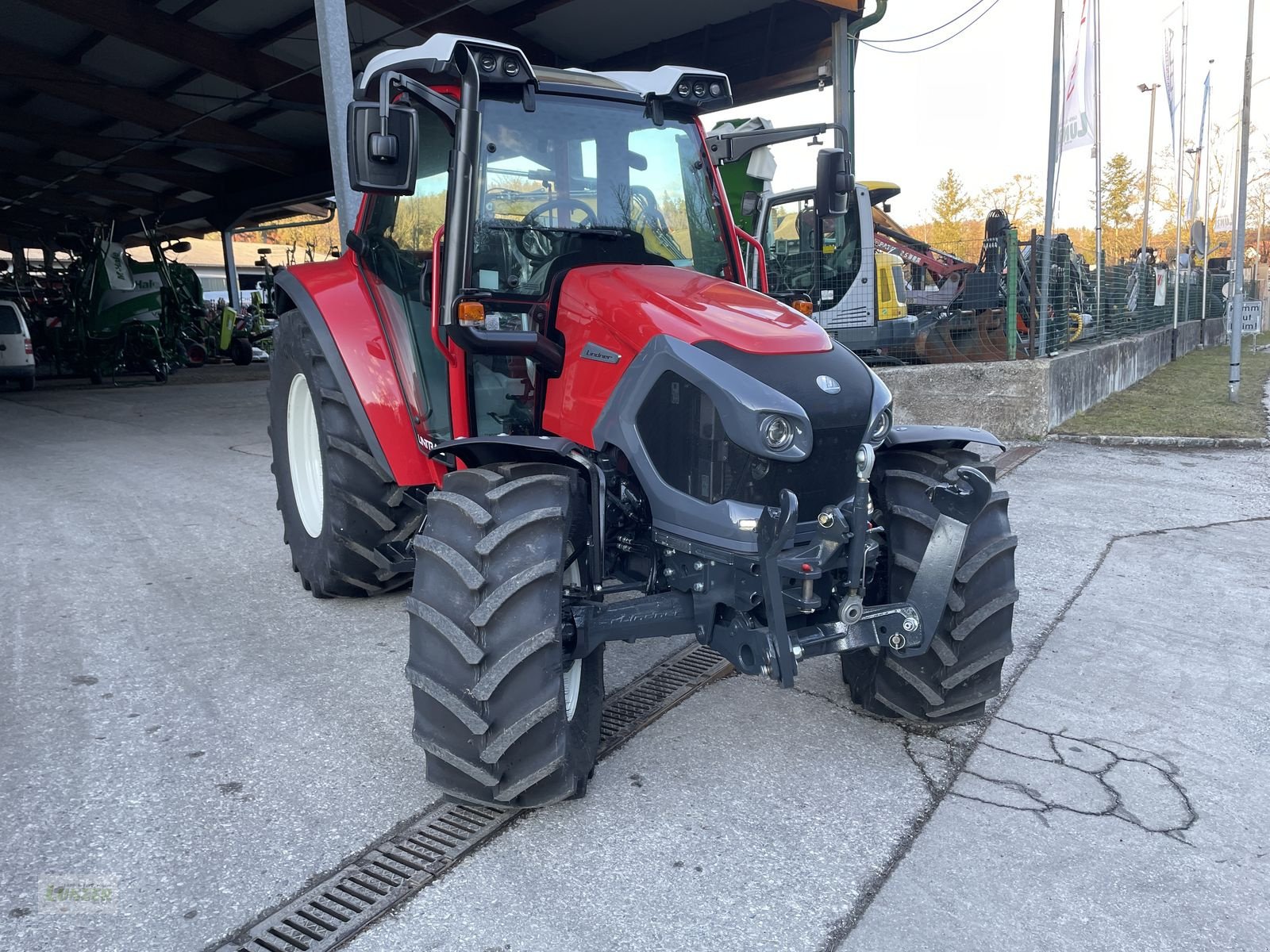 Traktor του τύπου Lindner Lintrac 70 (Stufe 5), Neumaschine σε Kaumberg (Φωτογραφία 4)