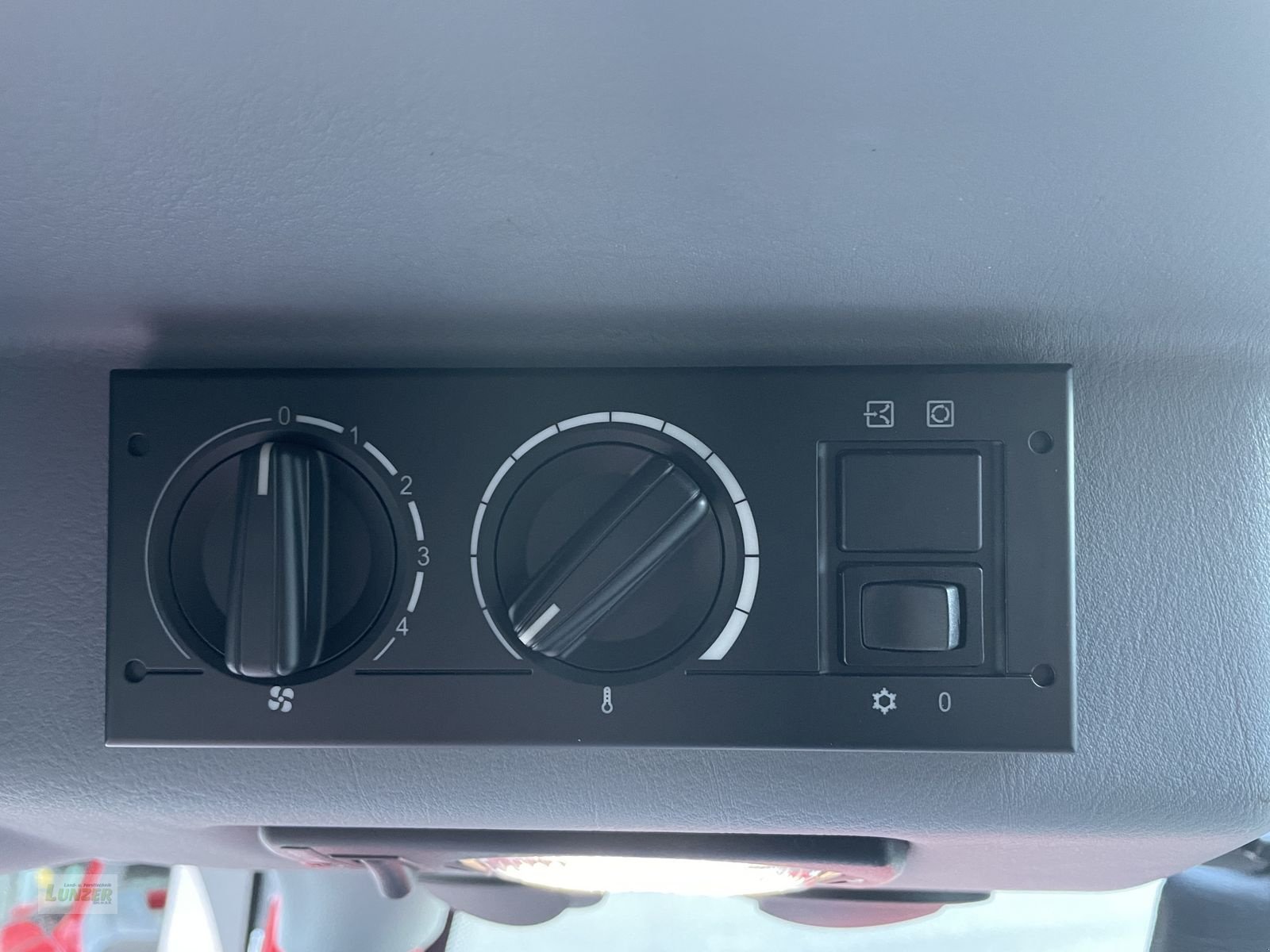 Traktor του τύπου Lindner Lintrac 70 (Stufe 5), Neumaschine σε Kaumberg (Φωτογραφία 14)