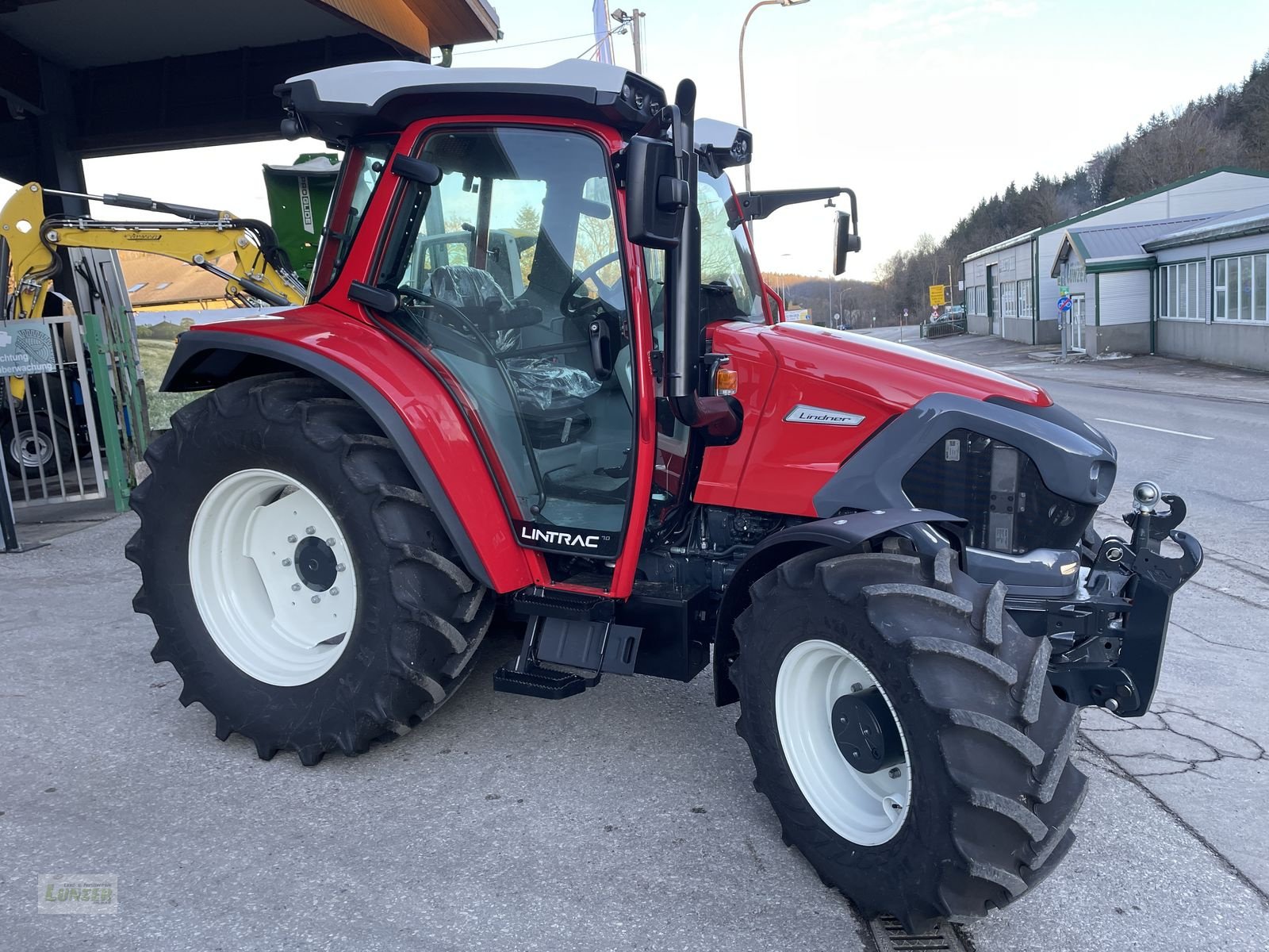 Traktor του τύπου Lindner Lintrac 70 (Stufe 5), Neumaschine σε Kaumberg (Φωτογραφία 5)