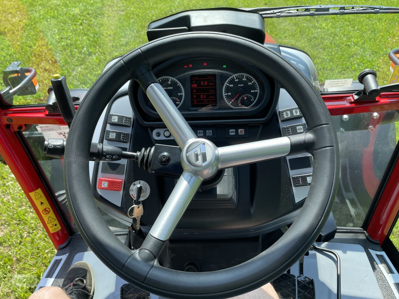 Traktor des Typs Lindner Lintrac 75 LS, Neumaschine in Kaumberg (Bild 13)