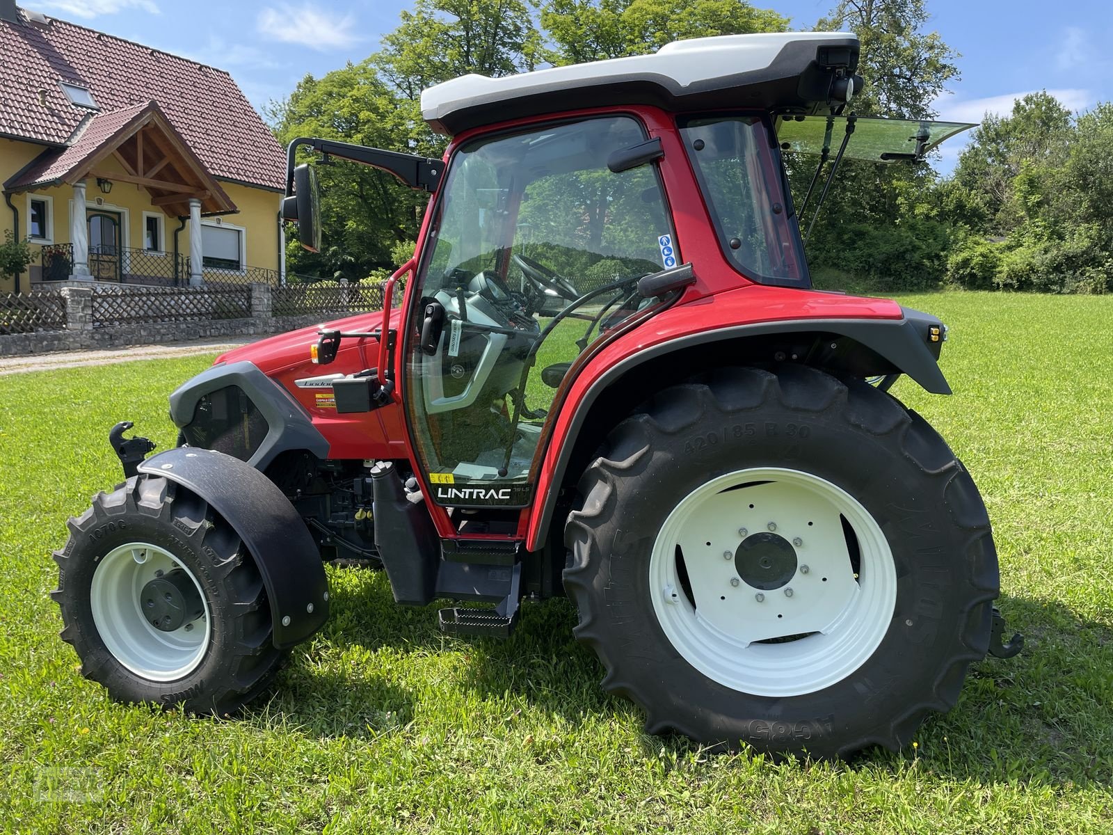 Traktor des Typs Lindner Lintrac 75 LS, Neumaschine in Kaumberg (Bild 8)
