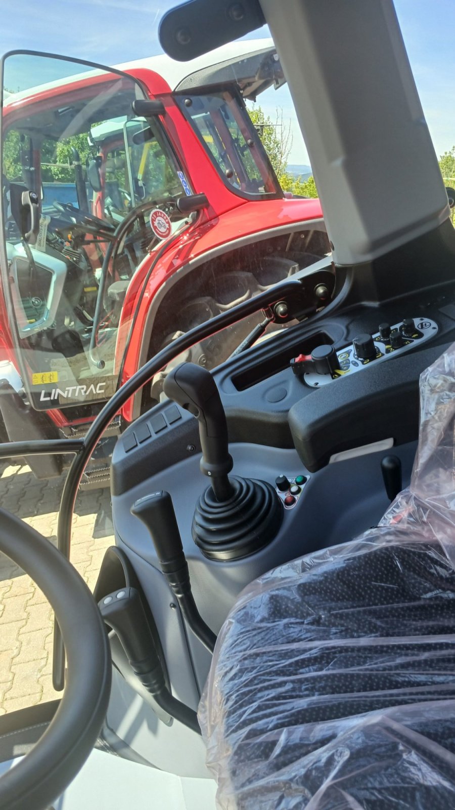 Traktor typu Lindner Lintrac, 75LS, 65 LS, Neumaschine v Bad Kötzting (Obrázek 7)