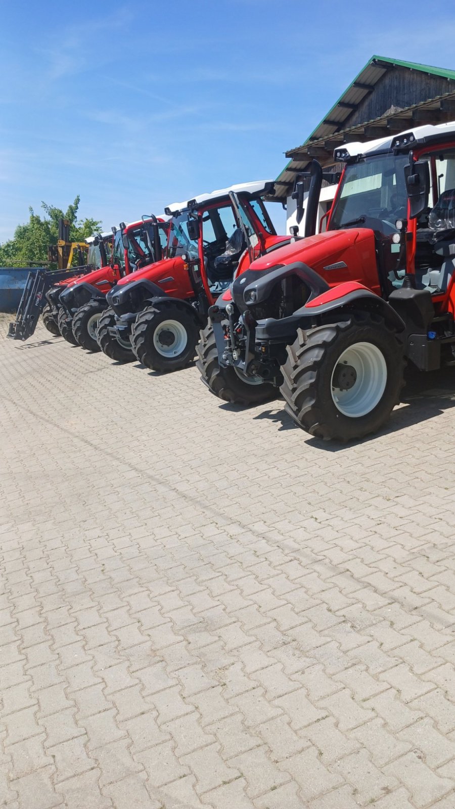 Traktor типа Lindner Lintrac, 75LS, 65LS, 75 LS, 65 LS, Neumaschine в Bad Kötzting (Фотография 12)