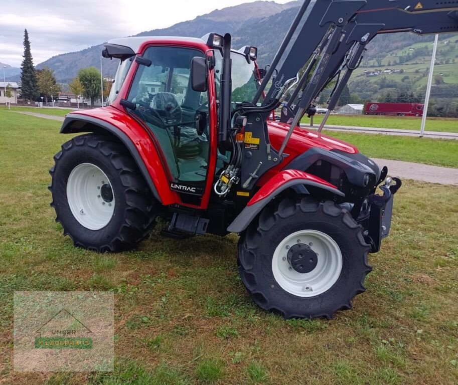 Traktor of the type Lindner Lintrac 75LS, Neumaschine in Lienz (Picture 3)