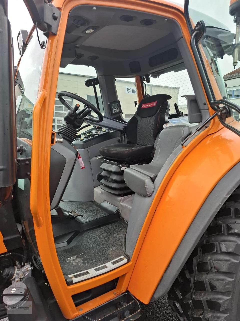 Traktor Türe ait Lindner Lintrac 90, Gebrauchtmaschine içinde Kulmbach (resim 9)