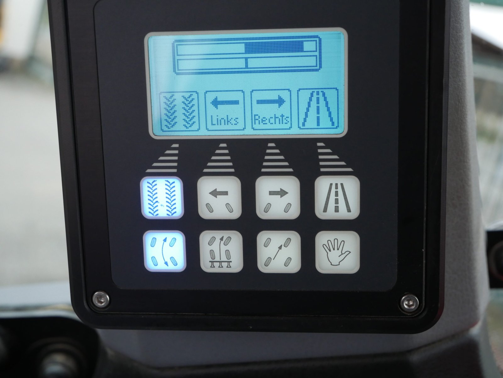 Traktor del tipo Lindner Lintrac 90, Gebrauchtmaschine In Alach (Immagine 16)