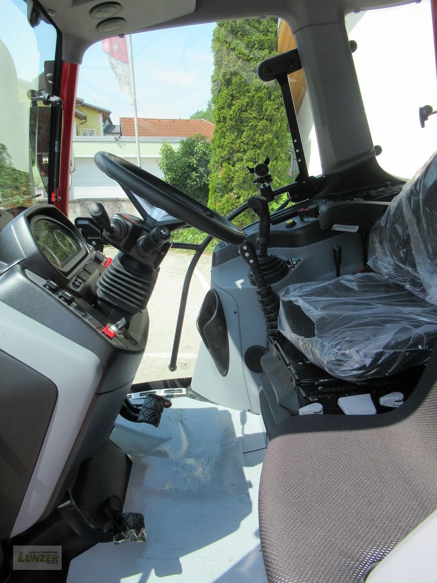 Traktor des Typs Lindner Lintrac 95 LS, Neumaschine in Kaumberg (Bild 8)