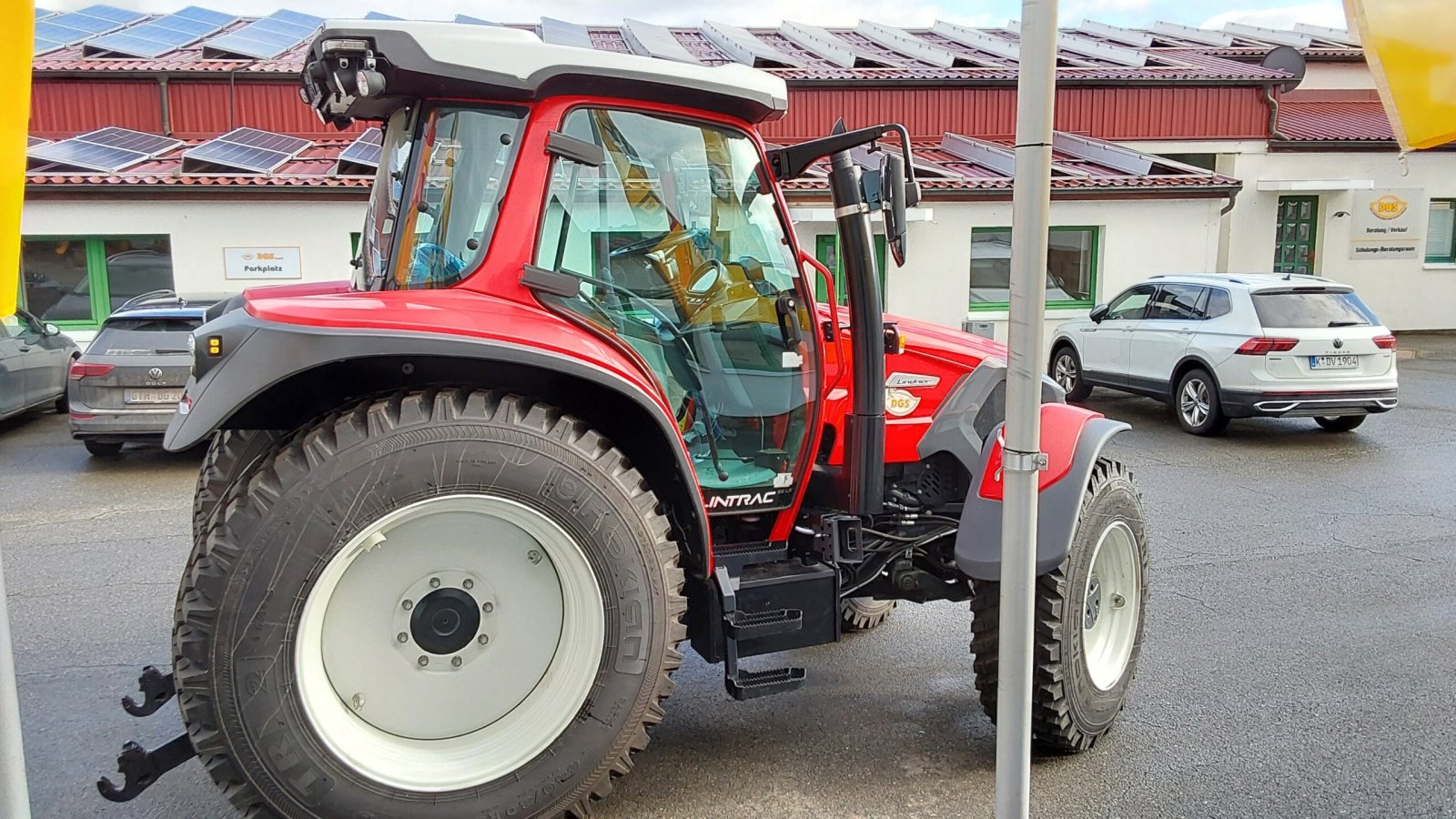 Traktor des Typs Lindner Lintrac 95 LS, Neumaschine in Alach (Bild 8)