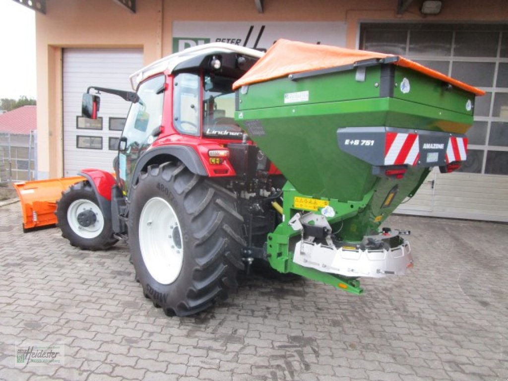 Traktor des Typs Lindner Lintrac, Neumaschine in Wildenberg (Bild 10)