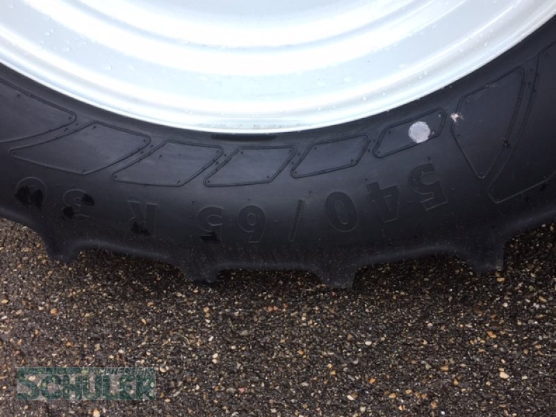 Traktor des Typs Lindner Lintrac75LS, Neumaschine in St. Märgen (Bild 8)