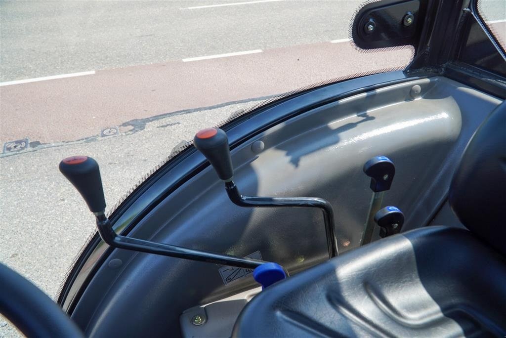 Traktor typu LOVOL 2040/M404C Med kabine, Gebrauchtmaschine v Vinderup (Obrázek 10)