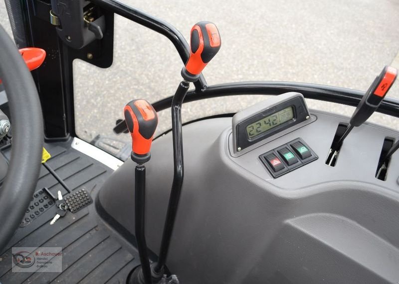 Traktor typu LOVOL 504 R / 504 C, mit und ohne Kabine, Neumaschine v Dimbach (Obrázek 9)