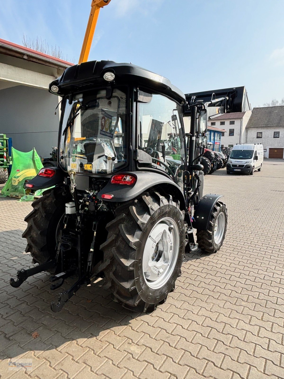 Traktor του τύπου LOVOL M 504, Neumaschine σε Massing (Φωτογραφία 3)