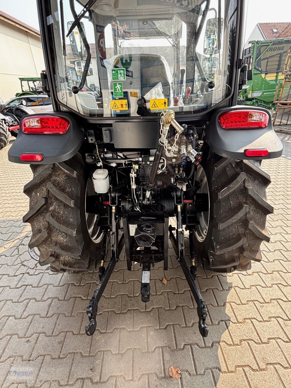 Traktor του τύπου LOVOL M 504, Neumaschine σε Massing (Φωτογραφία 4)