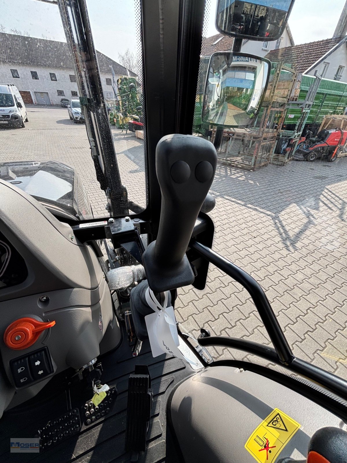 Traktor του τύπου LOVOL M 504, Neumaschine σε Massing (Φωτογραφία 14)