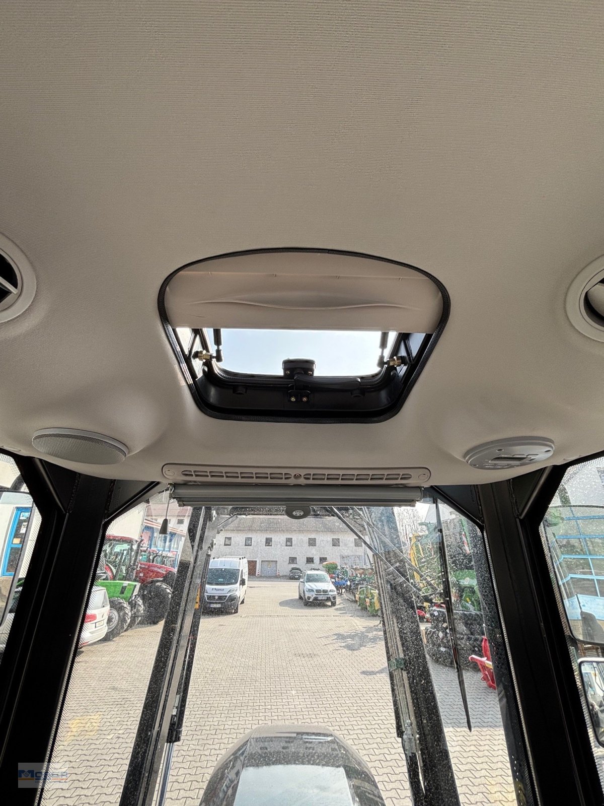 Traktor του τύπου LOVOL M 504, Neumaschine σε Massing (Φωτογραφία 18)