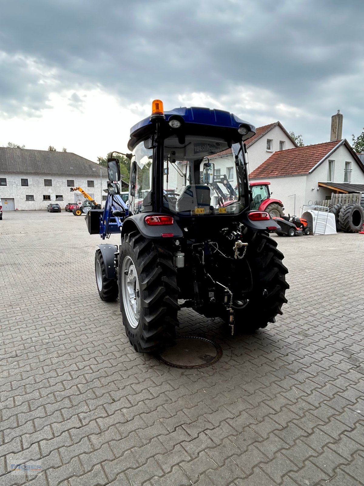 Traktor tip LOVOL M 754 mit Frontlader, Neumaschine in Massing (Poză 4)