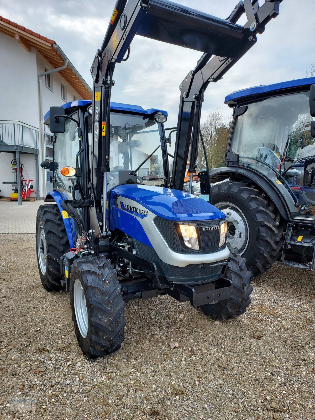 Traktor του τύπου LOVOL M254, Neumaschine σε Königsdorf (Φωτογραφία 2)