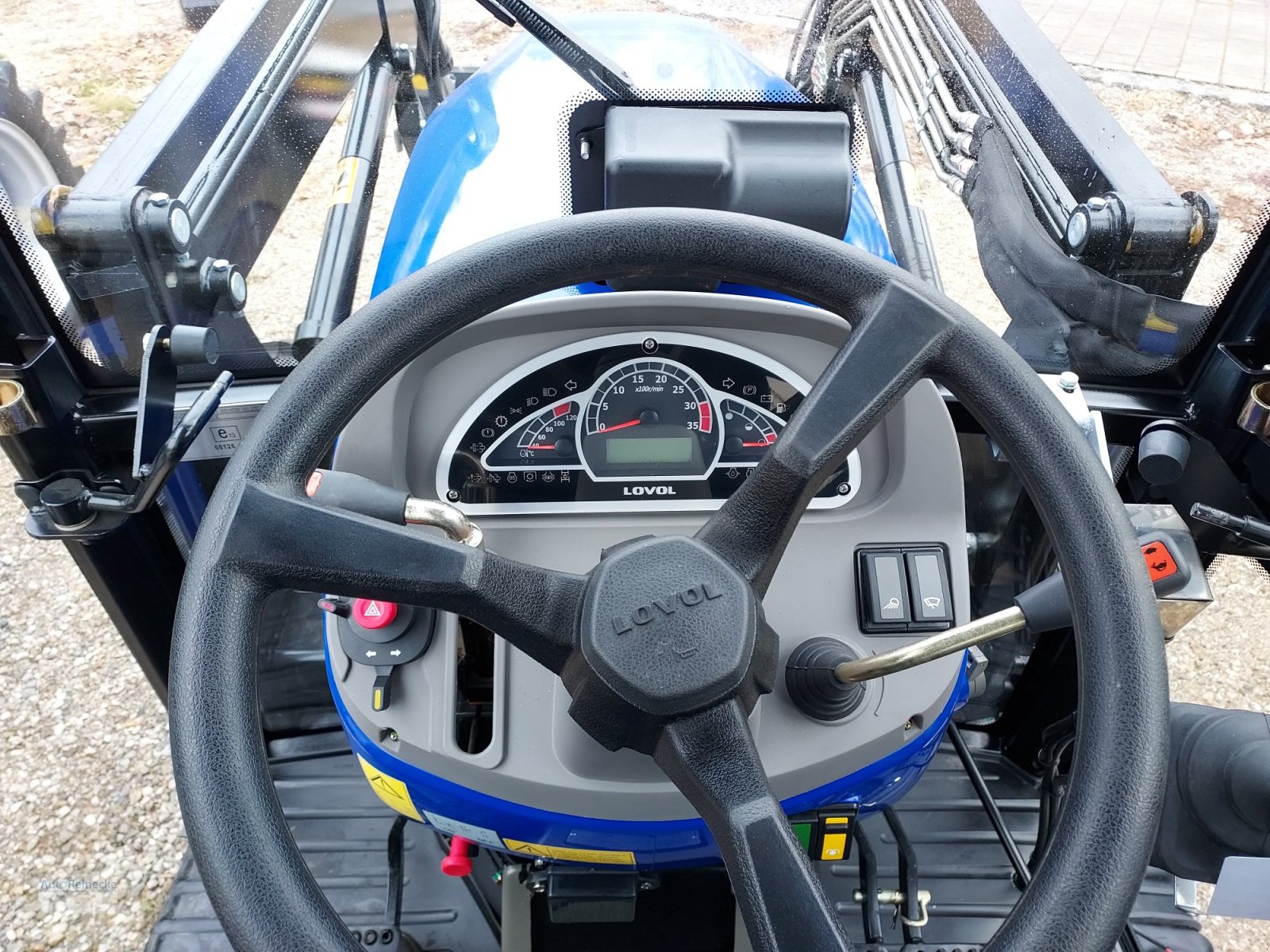 Traktor του τύπου LOVOL M254, Neumaschine σε Königsdorf (Φωτογραφία 7)