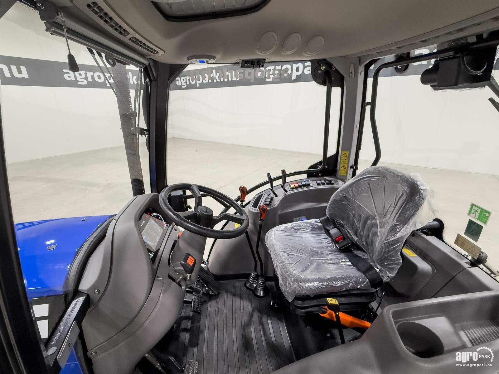 Traktor del tipo LOVOL M3075 M754 tractor with air brakes, Doosan/Hyundai engine, with 540/1000 PTO, Gebrauchtmaschine In Csengele (Immagine 8)