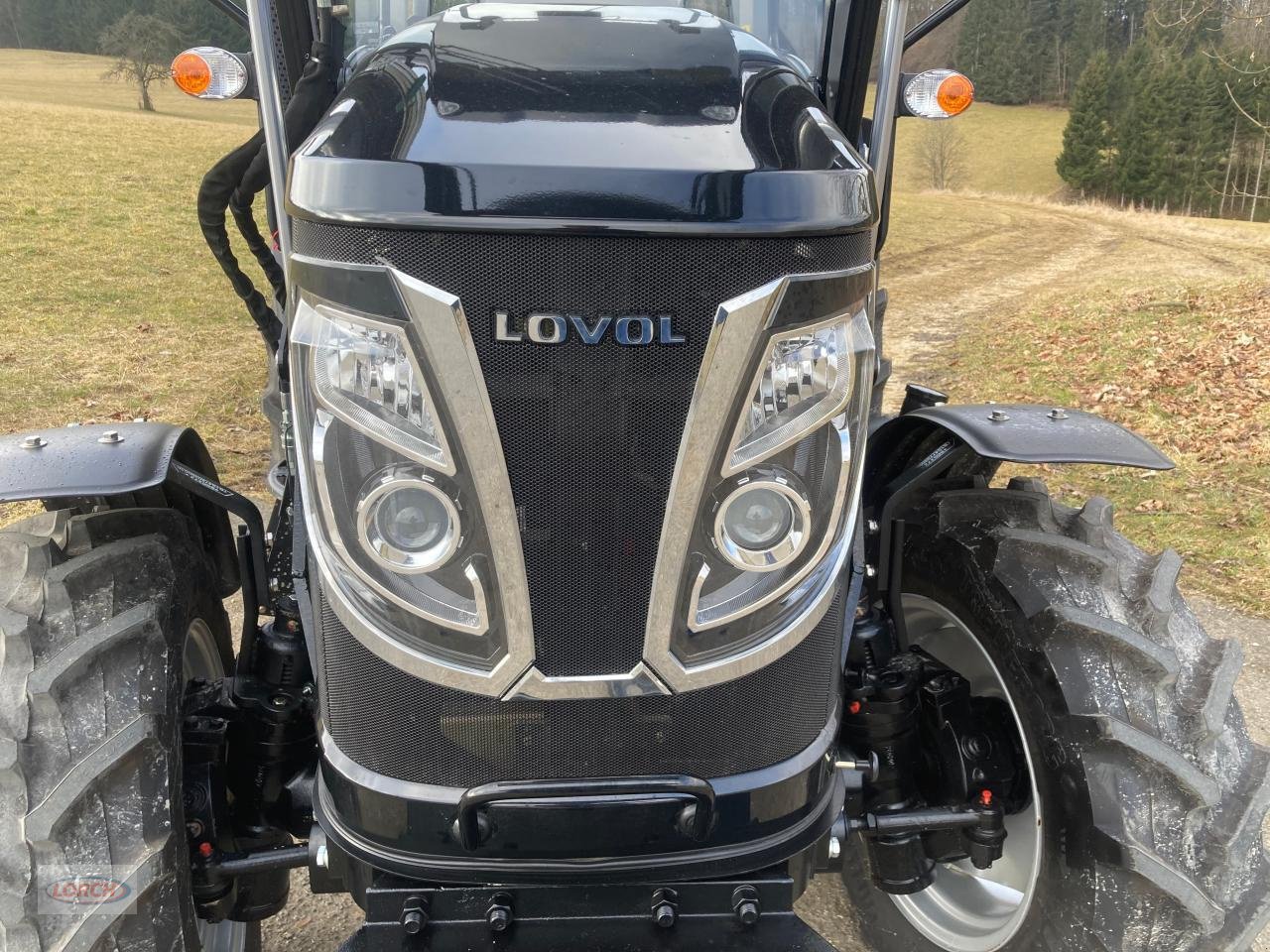 Traktor des Typs LOVOL M504 Black Edition, Neumaschine in Trochtelfingen (Bild 7)