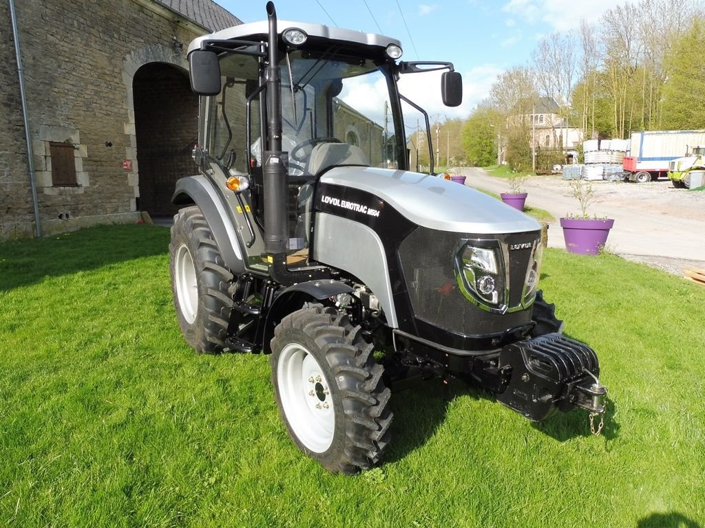 Traktor του τύπου LOVOL M504 CABINE CLIMATISEE, Gebrauchtmaschine σε RETHEL (Φωτογραφία 3)