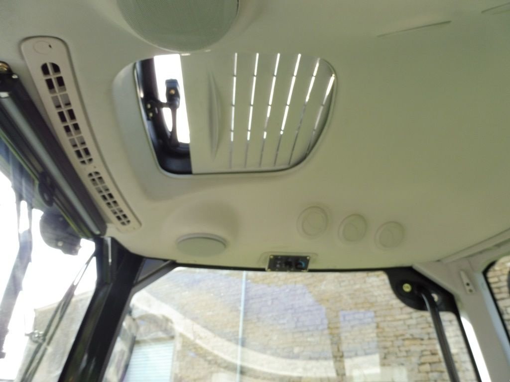 Traktor του τύπου LOVOL M504 CABINE CLIMATISEE, Gebrauchtmaschine σε RETHEL (Φωτογραφία 5)