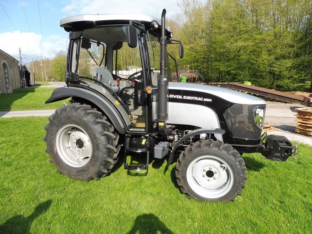 Traktor του τύπου LOVOL M504 CABINE CLIMATISEE, Gebrauchtmaschine σε RETHEL (Φωτογραφία 4)