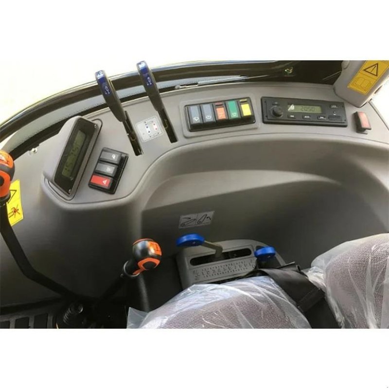 Traktor Türe ait LOVOL M754 75hk Med Hus, Gebrauchtmaschine içinde Vinderup (resim 14)