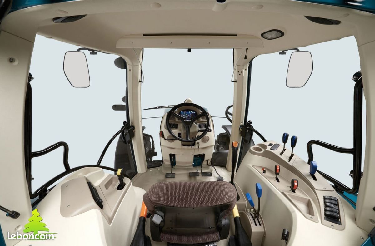 Traktor des Typs LOVOL Tracteur agricole P5130 Lovol, Gebrauchtmaschine in LA SOUTERRAINE (Bild 2)