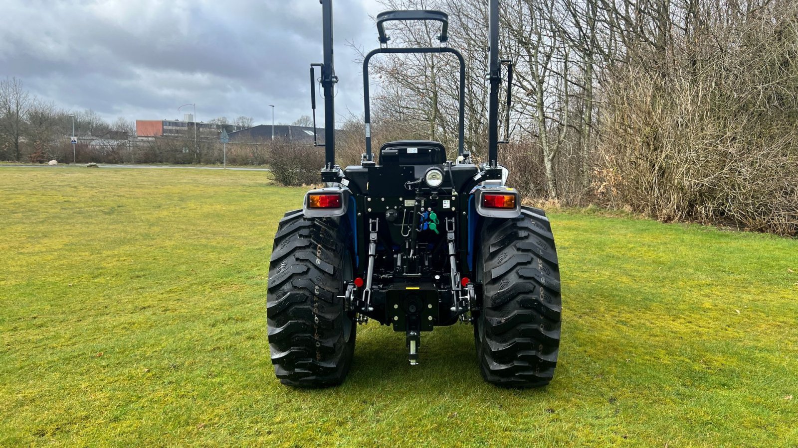 Traktor Türe ait LS Tractor MT3.40 Gear, Frontlæsser, Gebrauchtmaschine içinde Herning (resim 5)